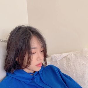 Meet your Posher, Annette